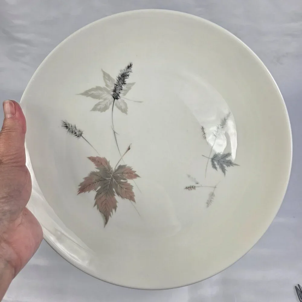 FOUR Royal Doulton Tumbling Leaves Dinner Plates Gray & Pink Leaves